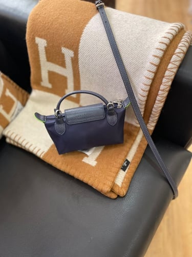 LONGCHAMPلونج شامب