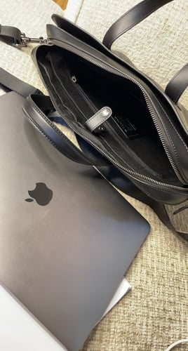 COACH كوتش شنطة لاب توب