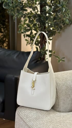 SAINT LAURENT اف سان لوران