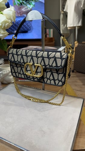 VALENTINO ڤالنتينو حقيبة