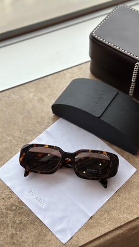 PRADA نظارة شمسية برادا