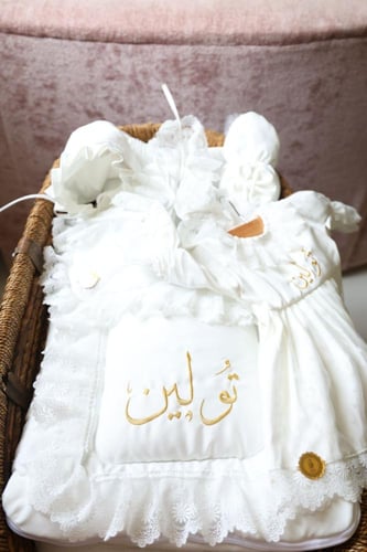 فساتين بناتي بيبي مع مدس بتطريز الاسم