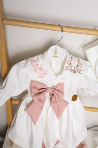 فستان مع قبعه وشراب وكوفلة