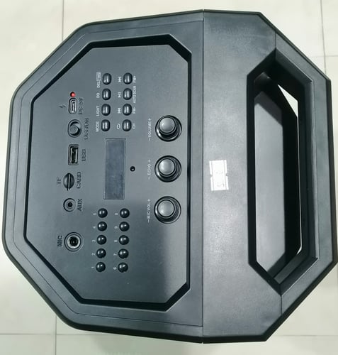 NIKAI Speaker system with Bluetooth and FM-Radio