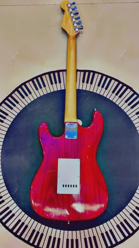 جيتار كهربائي إحترافي