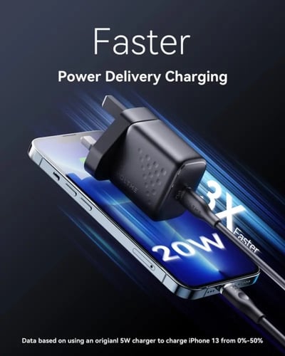 فولتمي شاحن جداري ريفو لايت بمنفذ USB-C وبقوة 20 و...