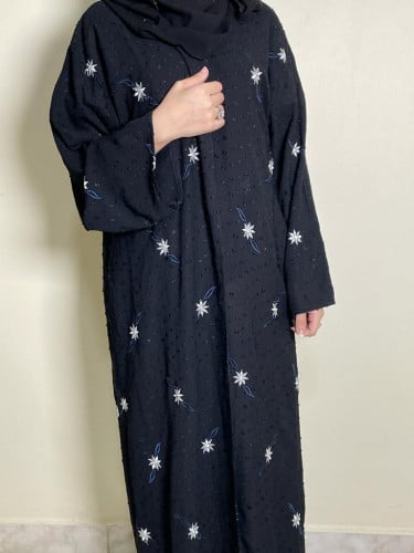 عباية مورَّدة