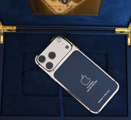 ايفون 17 مطلى ذهب كامل باى تصميم من اختيارك - جديد