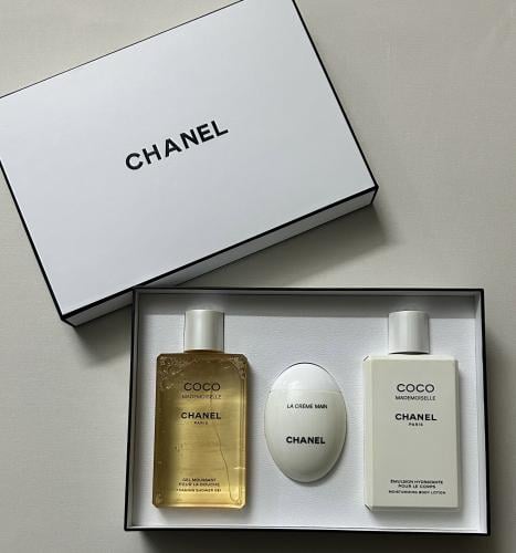 مجموعة كوكو شانيل
