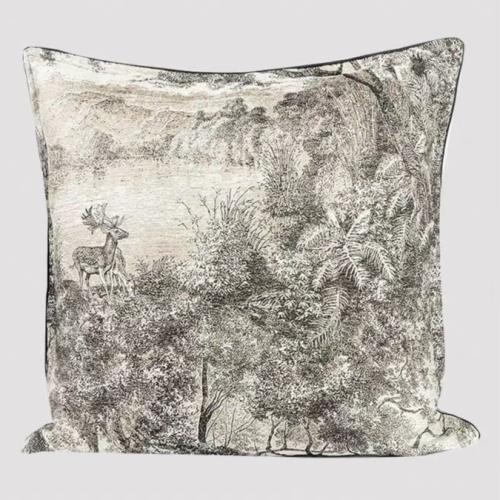 كوشن نسيج مزخرف رسومات غابة