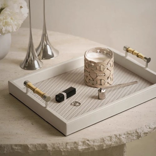 صينية تقديم وديكور جلد بيج مقابض خيزران