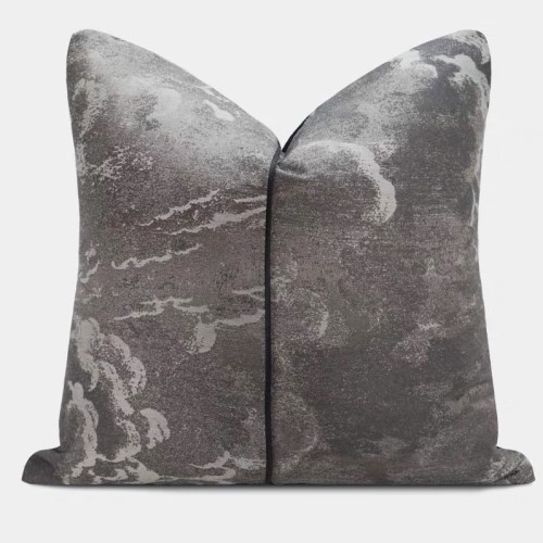 كوشن غطاء غيوم رمادية