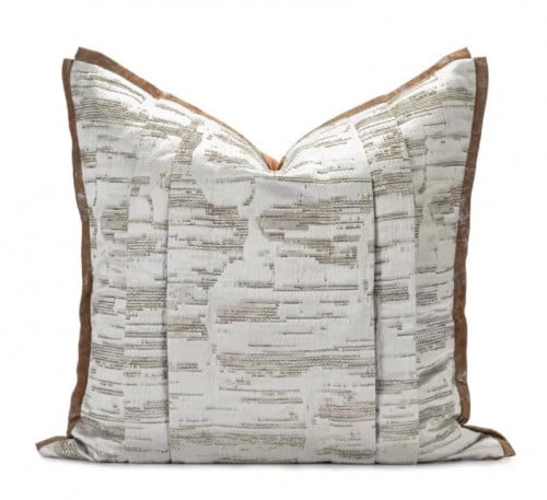 كوشن غطاء خطوط صغيرة بني
