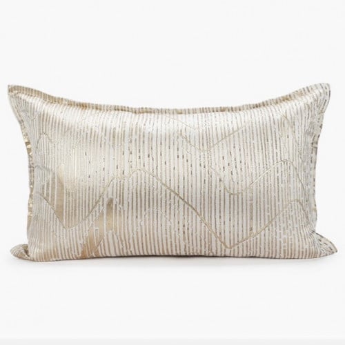 كوشن غطاء اوفوايت ذهبي