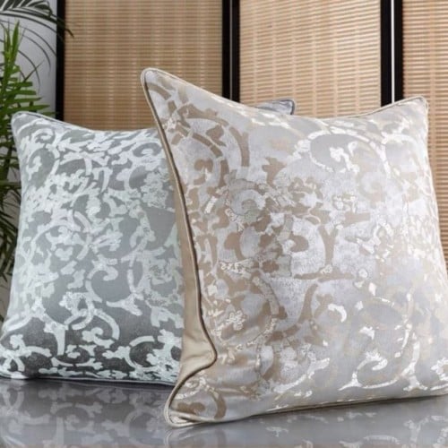 وسائد نمط فرنسي فضي بيج