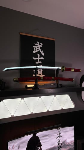 سيف زورو سانداي مضيء