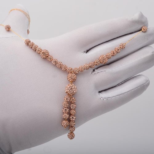 عقد ذهب فسكي