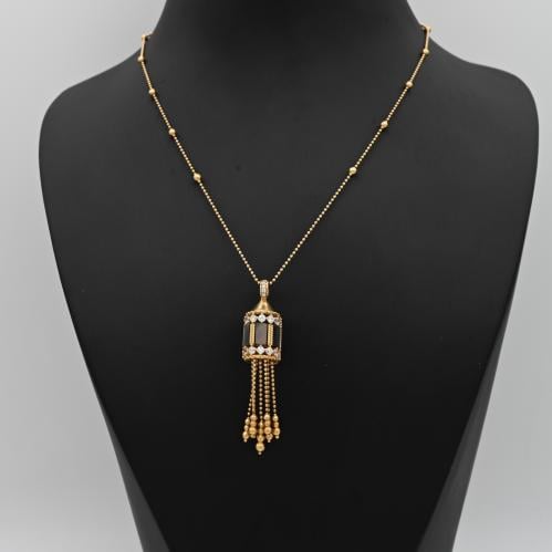 عقد ذهب روبتو كوين