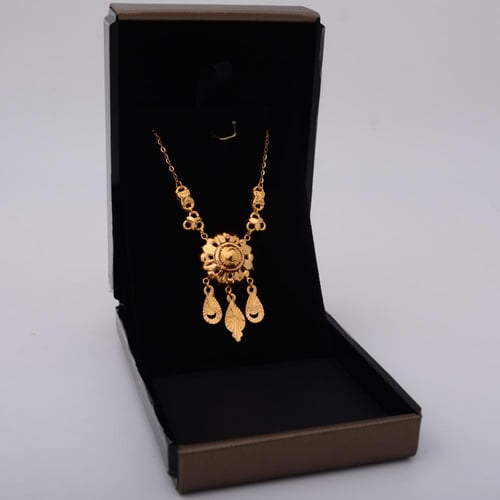 عقد ذهب كرسي جابر