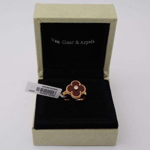 Gold flower ring