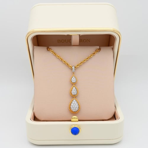 عقد ذهب عيار 21