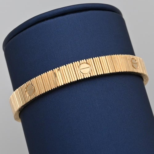 سواره ذهب كارتير