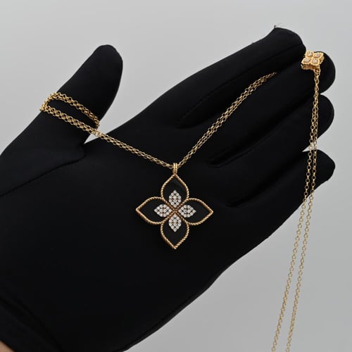 عقد ذهب روبتو كوين