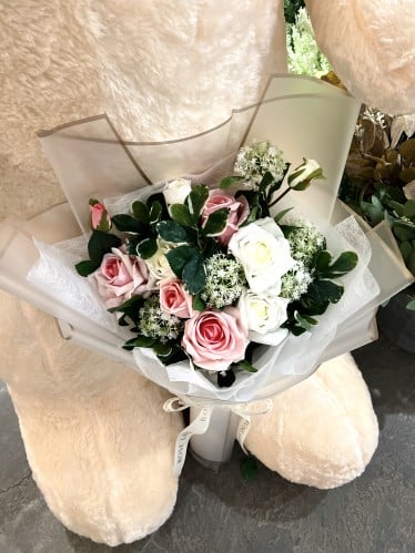 Flowers bouquet "مناسب للشحن"