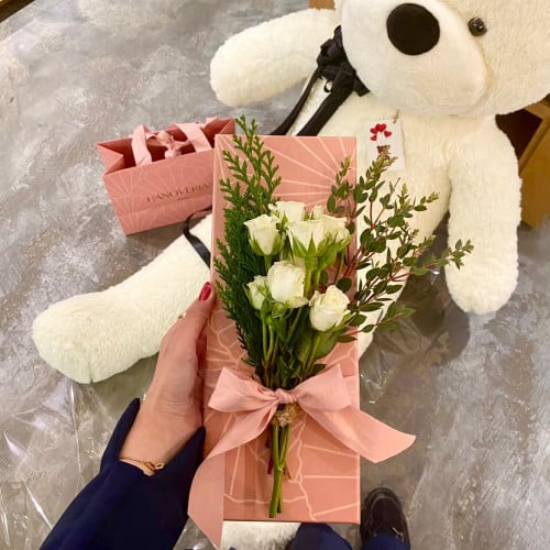 تشوكلت هنوفيرين ترافل مع ورد