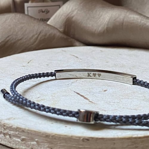 جولي | رمادي داكن فضي