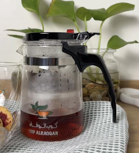 إبريق شاي زجاجي مع صفاية ذاتية