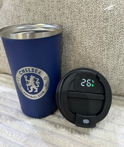 مق تشيلسي مع شاشة قياس درجة الحرارة