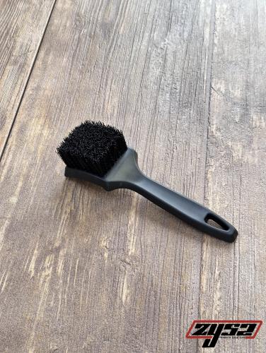 بروش لتنظيف الكفرات