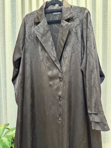 عباية بقصة بليزر