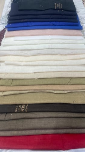 عباية لنن مزينة بسلاسل ذهبية