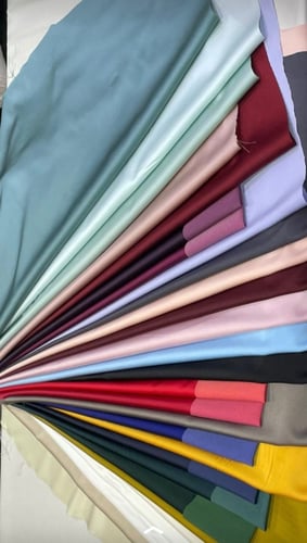 عباية كريب بتطريز تراثي جنوبي