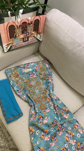 مخور+شيلة حرير اندونيسي بدون تفصيل