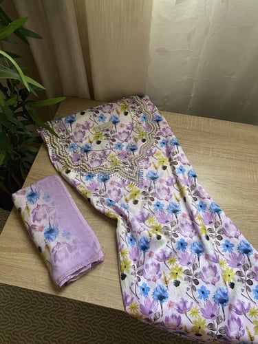 مخور اللؤلؤ+شيلة حرير ديجتال بدون تفصيل