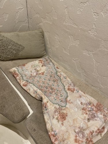 مخور اورجانزا متروس فصوص بدون تفصيل