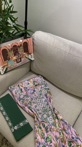 مخور+شيلة حرير اندونيسي بدون تفصيل