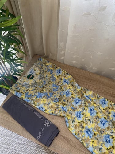 مخور+شيلة حرير اندونيسي مخرم بدون تفصيل