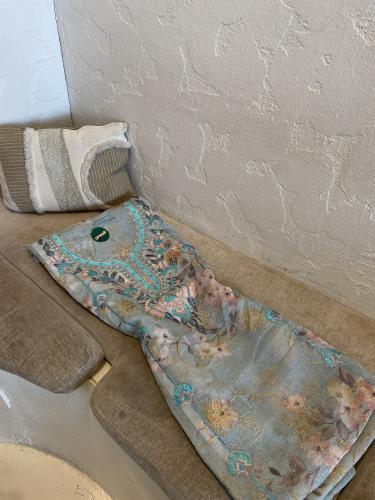 مخور اورجانزا قورجس متروس فصوص بدون تفصيل