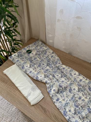 مخور+شيلة حرير هندي بدون تفصيل