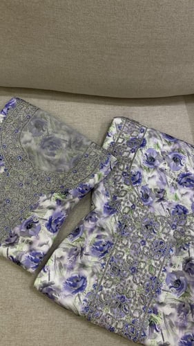 طقم الام وبنتها