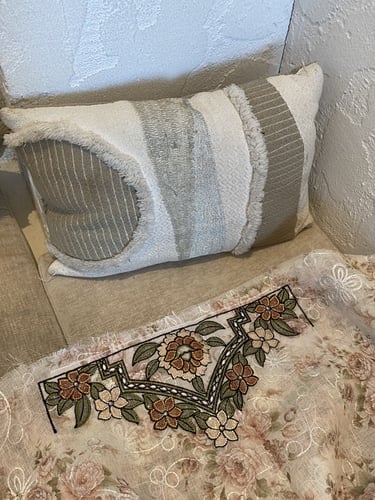 مخور اورجانزا متروس فصوص بدون تفصيل