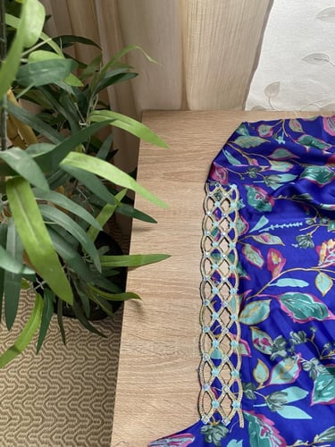 مخور+شيلة حرير هندي مخرم بدون تفصيل