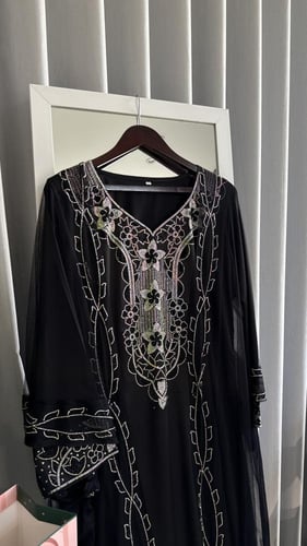 بشت اماراتي جاهز