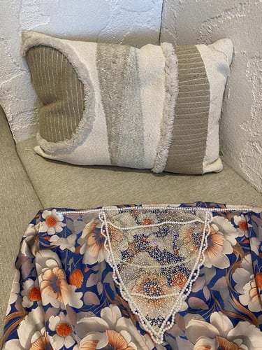 مخور غرور 1 "بدون تفصيل" بكسرات لؤلؤ حرير ملكي