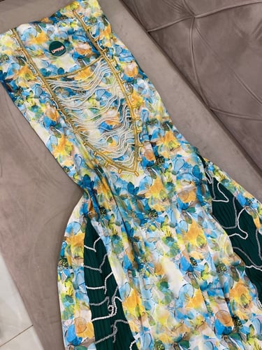 مخور بهاء3 "شامل التفصيل" بدون الطرحه حرير ملكي بك...