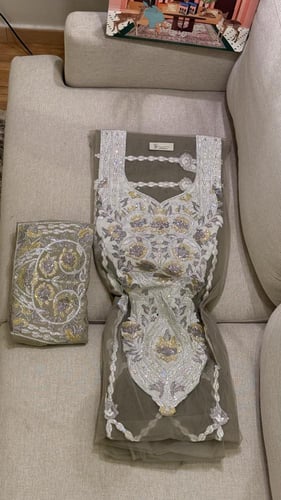 مخور ثوب اماراتي من قطعتين حرير ملكي+بشت بدون تفصي...